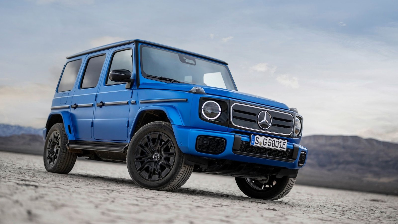 Read more about the article Top 9 Boxy Cars & SUVs to Watch in 2025